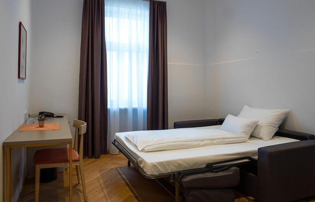 Hotel Belmur Murska Sobota Buitenkant foto